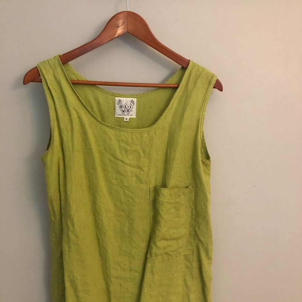 Minimalist lime linen tank